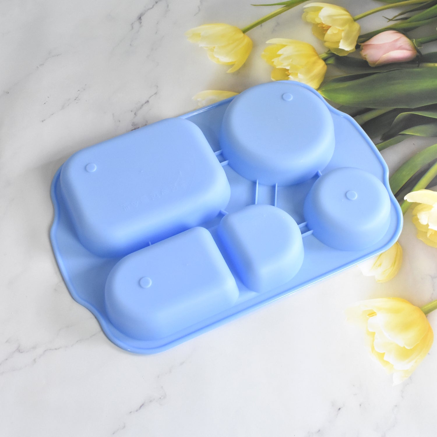 TuffDine Unbreakable Plastic Food Plates | 5 Compartment Square Tray