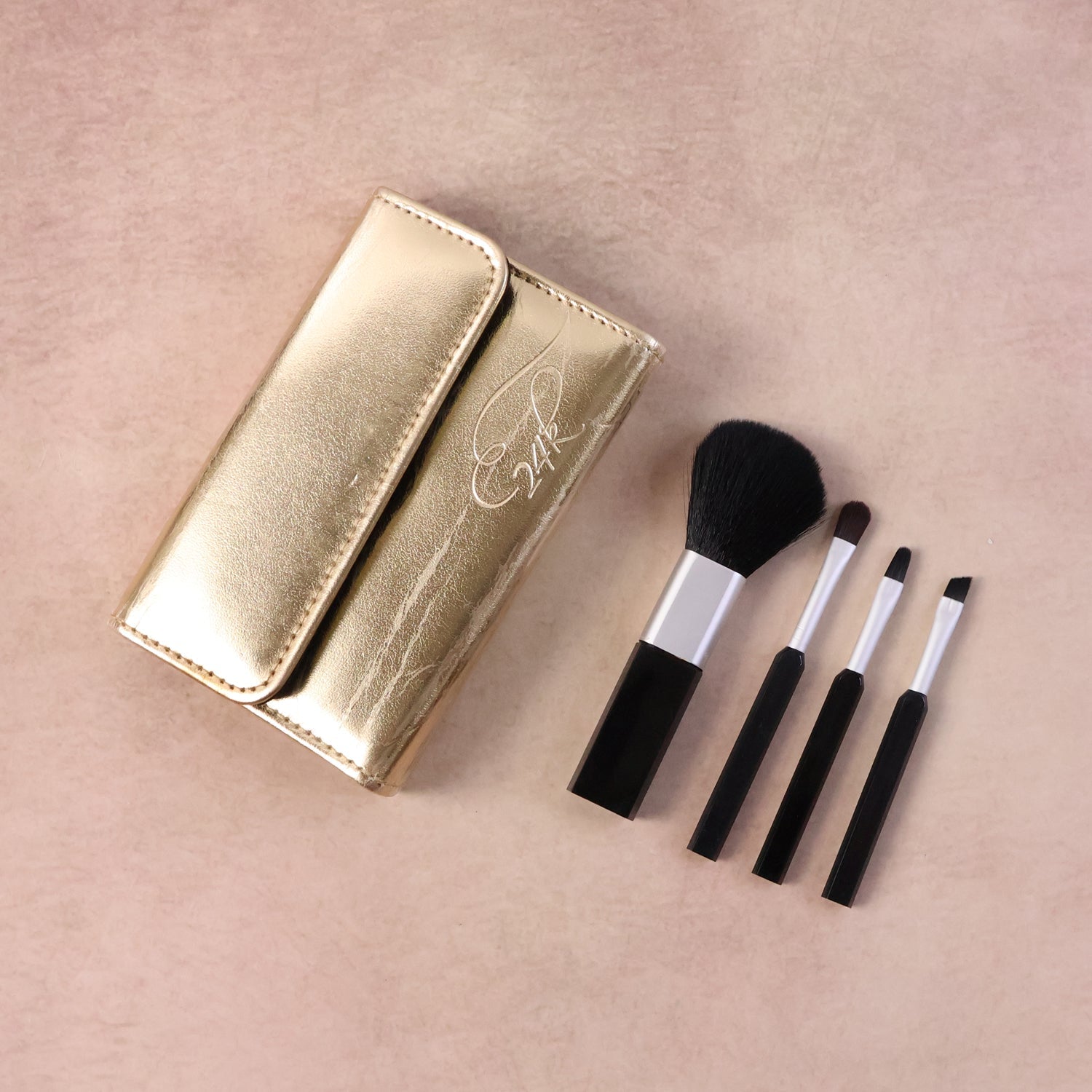 4 in 1 Professional Makeup Brush Set with Premium Storage Pouch (1 Pc)
