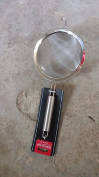 Mesh Sieve Quality Stainless Steel Fine Mesh Strainer with Sturdy Handle and Hook