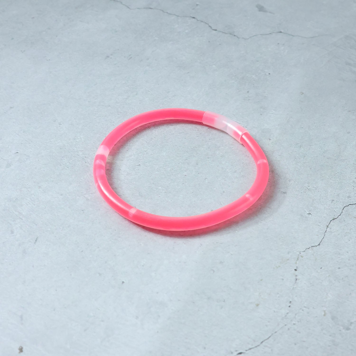 AeroGlow Glow-in-the-Dark Light Bracelet for Night Running & Outdoor Safety (1 Pc)