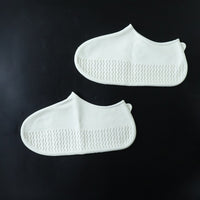Waterproof Silicone Shoe Cover White Color (1 Pair, Medium Size)