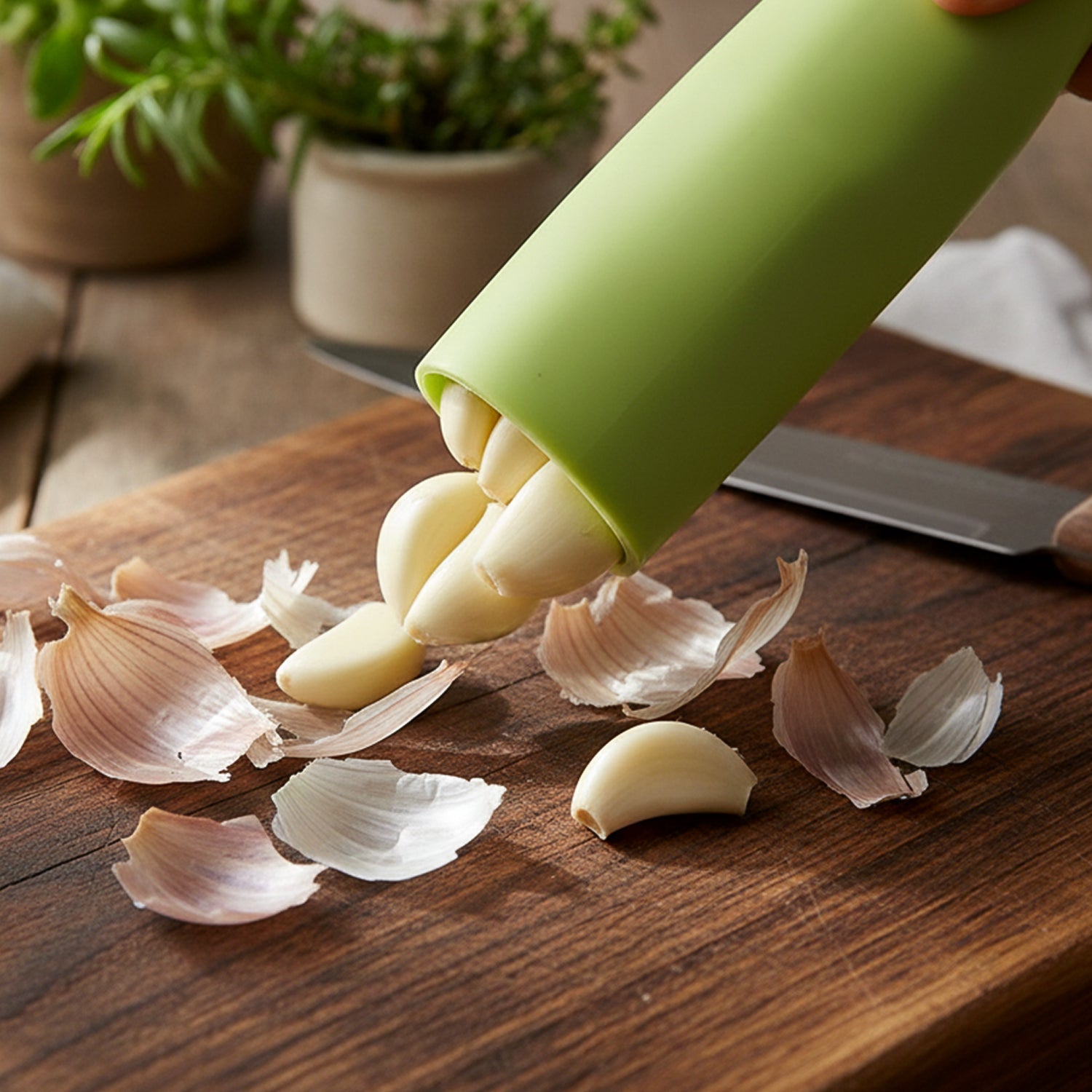Silicone Garlic Peeler Tube Easy Hand Roller Peeling Tool (1 Pc)